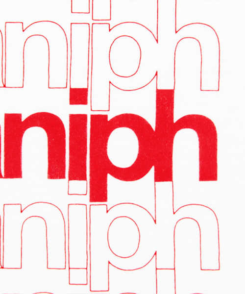 Design Tshirts Store graniph(デザイン ティーシャツ ストア グラニフ)の「ベーシックTシャツ/グラニフグラニフグラニフロゴ(Tシャツ/カットソー・メンズ・ホワイト・SMALL/LARGE/X-SMALL/MEDIUM)」の7枚目の写真