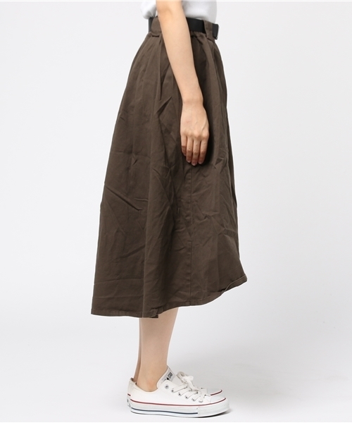 DOUBLE NAME（ダブルネーム）の「ベルト付ボリュームイレヘムスカート（スカート・レディース・ベージュ/カーキ/オレンジ/スミクロ・FREE）」の12枚目の写真