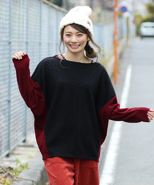 チチカカ(チチカカ)の「テレコ起毛チロリープルオーバー(Tシャツ/カットソー・レディース・ブラック/グレー/カーキ・FREE)」の1枚目の写真
