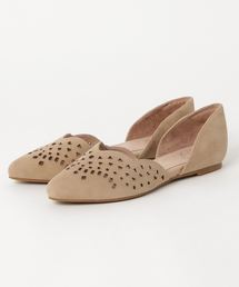 V SEVEN TWELVE THIRTY フラワーカットポインテッドトゥフラットパンプス