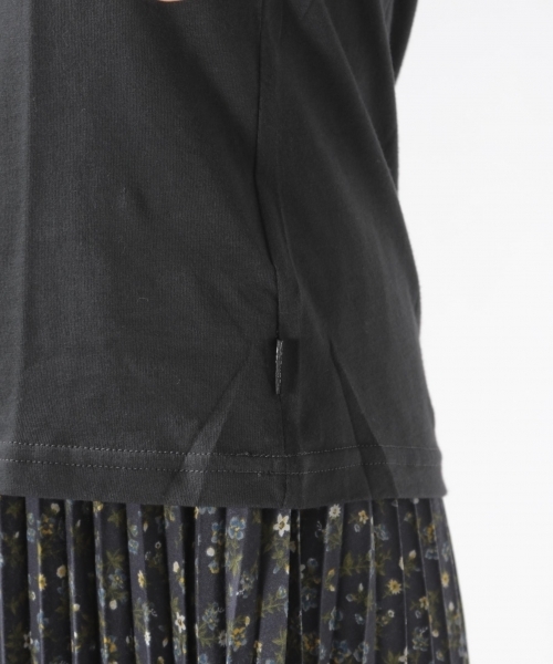 Afends(アフェンズ)の「【AFENDS(アフェンズ)】Halifax Standard Fit Tee(Tシャツ/カットソー・レディース・ホワイト/ピンク/チャコール・SMALL/MEDIUM)」の16枚目の写真