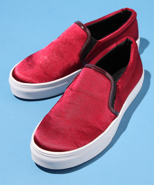 WHO'S WHO gallery（フーズフーギャラリー）の「サテンドレススニーカー（スニーカー・レディース・ブラック/グレー/ネイビー/ワイン・SMALL/MEDIUM/LARGE）」の4枚目の写真