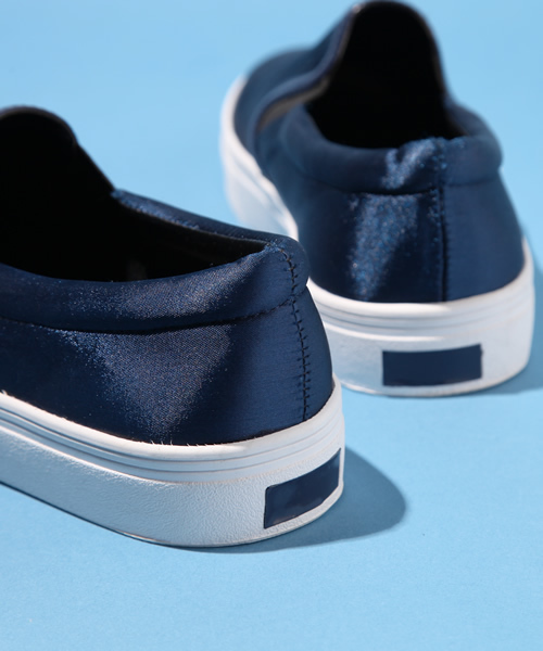 WHO'S WHO gallery（フーズフーギャラリー）の「サテンドレススニーカー（スニーカー・レディース・ブラック/グレー/ネイビー/ワイン・SMALL/MEDIUM/LARGE）」の9枚目の写真