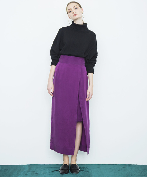 city(シティ)の「【CITY】CUPRA SATIN LONG SLIT SKIRT(スカート・レディース・ブラック/オレンジ/パープル・0/1)」の4枚目の写真