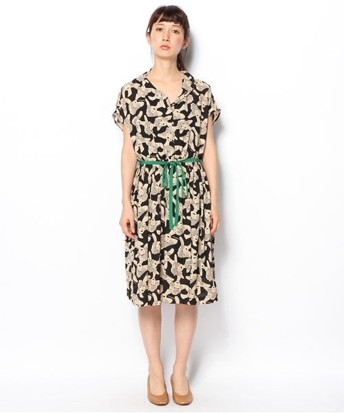 miimu cirsium japonicum(ミイム サーシアム ジャポ二カム)の「フレンチ スリーブ ワンピース(ワンピース・レディース・ブラック系/グレー系/ネイビー系・FREE)」の4枚目の写真