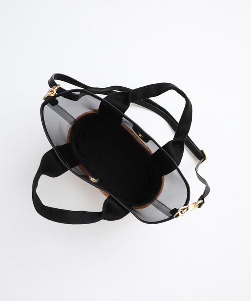 VIOLAd'ORO(ヴィオラドーロ)の「【VIOLAd'ORO】PVCx ラタンショルダー V-8241(ショルダーバッグ・レディース・ブラック/キャメル・FREE)」の7枚目の写真