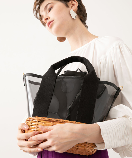 VIOLAd'ORO(ヴィオラドーロ)の「【VIOLAd'ORO】PVCx ラタンショルダー V-8241(ショルダーバッグ・レディース・ブラック/キャメル・FREE)」の9枚目の写真