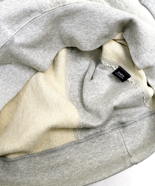 SHIPS（シップス）の「Champion: 【SHIPS AUTHENTIC 別注】 チャンピオン プリント フーデッド パーカー■（パーカー・メンズ・オフホワイト/ヘザ－グレー/ネイビー/レッド・LARGE/SMALL/MEDIUM）」の8枚目の写真