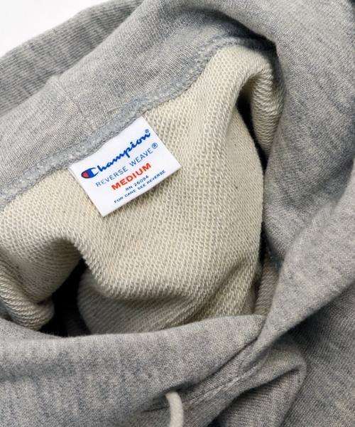 SHIPS（シップス）の「Champion: 【SHIPS AUTHENTIC 別注】 チャンピオン プリント フーデッド パーカー■（パーカー・メンズ・オフホワイト/ヘザ－グレー/ネイビー/レッド・LARGE/SMALL/MEDIUM）」の20枚目の写真