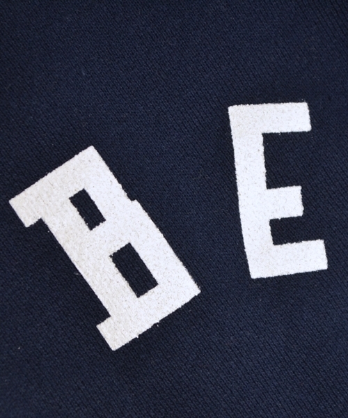 SHIPS（シップス）の「Champion: 【SHIPS AUTHENTIC 別注】 チャンピオン プリント フーデッド パーカー■（パーカー・メンズ・オフホワイト/ヘザ－グレー/ネイビー/レッド・LARGE/SMALL/MEDIUM）」の17枚目の写真