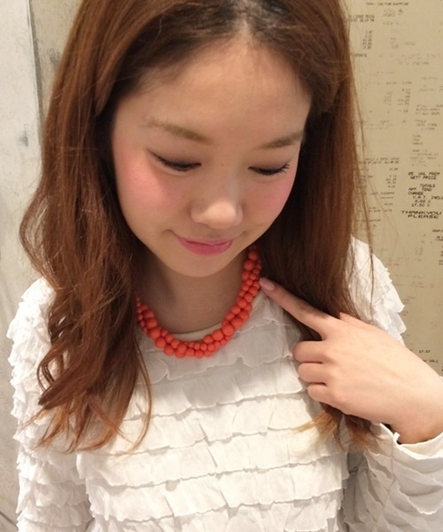 Chico(チコ)の「ねじりネックレス(ネックレス・レディース・ホワイト/レッド・FREE)」の1枚目の写真