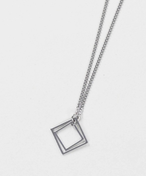 SPINNS（スピンズ）の「シンプルトップチェーンネックレス（ネックレス・メンズ・シルバー/C/D/B/A・ONESIZE）」の17枚目の写真