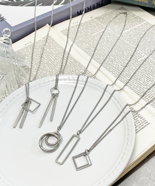 SPINNS（スピンズ）の「シンプルトップチェーンネックレス（ネックレス・メンズ・シルバー/C/D/B/A・ONESIZE）」の22枚目の写真