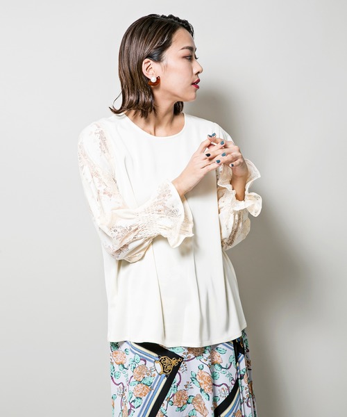 MILLION CARATS(ミリオンカラッツ)の「【WEB限定STYLE4】アンニュイレースブラウス(シャツ/ブラウス・レディース・イエロー/オフホワイト・FREE)」の10枚目の写真