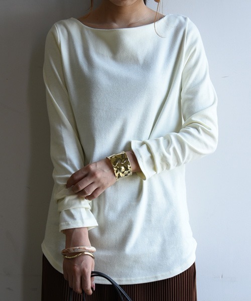 and it_（アンドイット）の「【日本製】Beコルテデイリーロングカットソー（Tシャツ/カットソー・レディース・オートミール/ライトグレー/キャメル/ライトブラウン/ブラック/ライトカーキ/カーキ/ベージュ/アイボリー/オフホワイト・L/M/LL）」の3枚目の写真