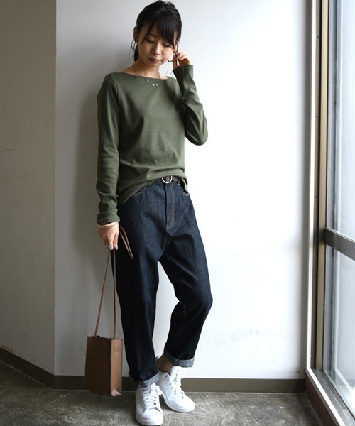 and it_（アンドイット）の「【日本製】Beコルテデイリーロングカットソー（Tシャツ/カットソー・レディース・オートミール/ライトグレー/キャメル/ライトブラウン/ブラック/ライトカーキ/カーキ/ベージュ/アイボリー/オフホワイト・L/M/LL）」の21枚目の写真