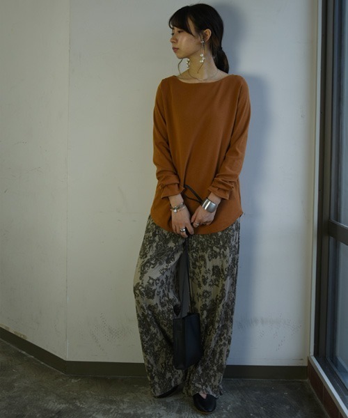 and it_（アンドイット）の「【日本製】Beコルテデイリーロングカットソー（Tシャツ/カットソー・レディース・オートミール/ライトグレー/キャメル/ライトブラウン/ブラック/ライトカーキ/カーキ/ベージュ/アイボリー/オフホワイト・L/M/LL）」の18枚目の写真