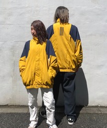 adidas（アディダス）の「adidas ビッグシルエット ナイロン