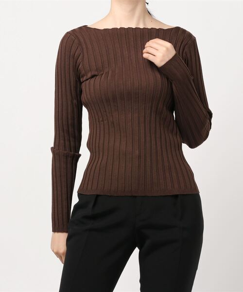 KOBE LETTUCE（コウベレタス）の「太リブボートネックニットトップス（ニット/セーター・レディース・ブラック/ブラウン/ホワイト系その他/ブルー系その他/パープル系その他・1）」の3枚目の写真