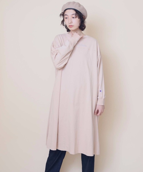 セール Champion チャンピオン サテンアップリケワンピース ｃｗ ｓ４０３ ロングシルエット ワンピース Champion チャンピオン のファッション通販 Zozotown