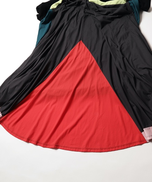 bedsidedrama（ベットサイドドラマ）の「2021春夏 Peacock Dress