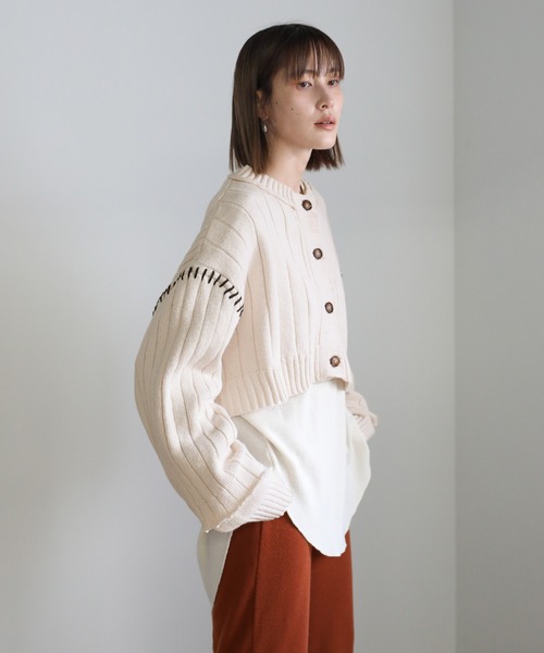 select MOCA(セレクトモカ)の「ステッチデザインダメージショートニット(ニット/セーター・レディース・ホワイト/チャコール・FREE)」の9枚目の写真