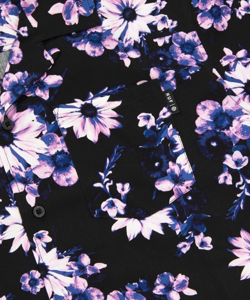 HUF(ハフ)の「DAZY S/S RESORT SHIRT HUF ハフ シャツ(シャツ/ブラウス・メンズ・ブラック/オフホワイト・X-LARGE/SMALL/MEDIUM/LARGE/XX-LARGE/XXL)」の4枚目の写真