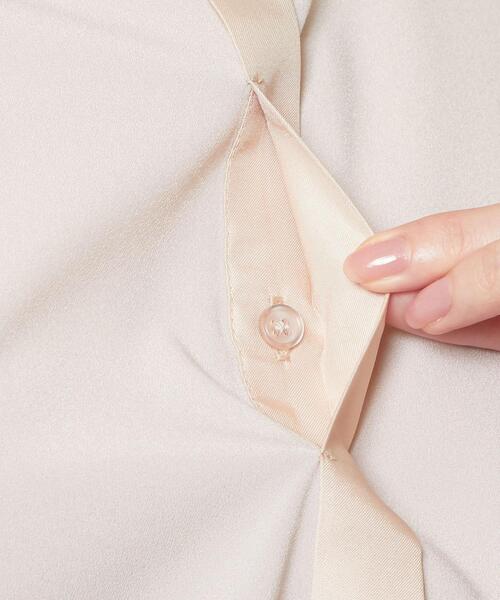 closet story（クローゼットストーリー）の「＜closet story＞サテンDKG ブラウス（シャツ/ブラウス・レディース・ホワイト/ネイビー/ライトピンク・FREE）」の4枚目の写真