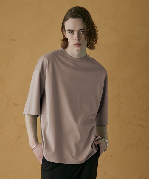 PUBLIC TOKYO（パブリックトウキョウ）の「極 ココTシャツ ビッグシルエット　”圧倒的な『ココち良さ』を実現したクルーネック無地Tシャツ”（Tシャツ/カットソー・メンズ・ホワイト/ブラック/ダークグレー/ミント/ピンク系その他/ネイビー/サックスブルー/グレイッシュベージュ・1/2/4/3）」の5枚目の写真