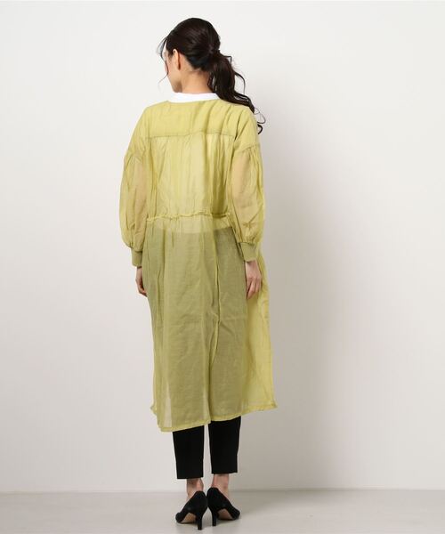 Bou Jeloud（ブージュルード）の「袖ボリュームシアーロングブルゾン（ブルゾン・レディース・ブラック/ライム/グレイッシュベージュ・38）」の4枚目の写真