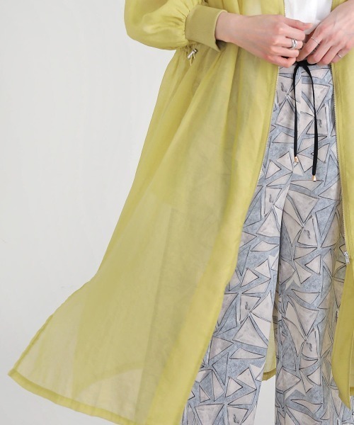 Bou Jeloud（ブージュルード）の「袖ボリュームシアーロングブルゾン（ブルゾン・レディース・ブラック/ライム/グレイッシュベージュ・38）」の21枚目の写真