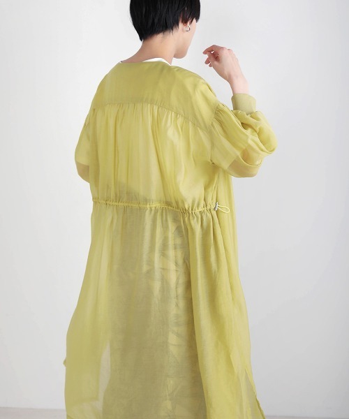 Bou Jeloud（ブージュルード）の「袖ボリュームシアーロングブルゾン（ブルゾン・レディース・ブラック/ライム/グレイッシュベージュ・38）」の14枚目の写真