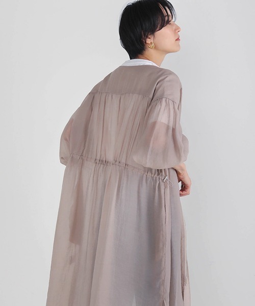 Bou Jeloud（ブージュルード）の「袖ボリュームシアーロングブルゾン（ブルゾン・レディース・ブラック/ライム/グレイッシュベージュ・38）」の17枚目の写真