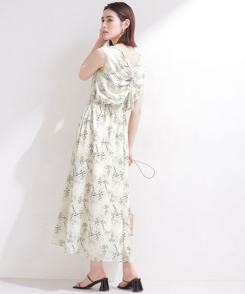 NANO universe（ナノユニバース）の「ハンドタッチプリント 後ろねじり  