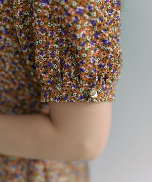 TINA：JOJUN（ティーナジョジュン）の「パフスリーブマーメイドワンピース TINA：JOJUN（ワンピース・レディース・ライトグレー/ブラック/マスタード/ベージュ/ブルー・S/M）」の17枚目の写真