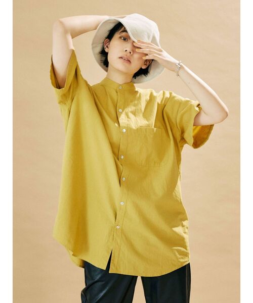 Ungrid（アングリッド）の「ノーカラービッグハーフスリーブシャツ（シャツ/ブラウス・レディース・オフホワイト/グリーン系その他/ブラック・FREE）」の3枚目の写真