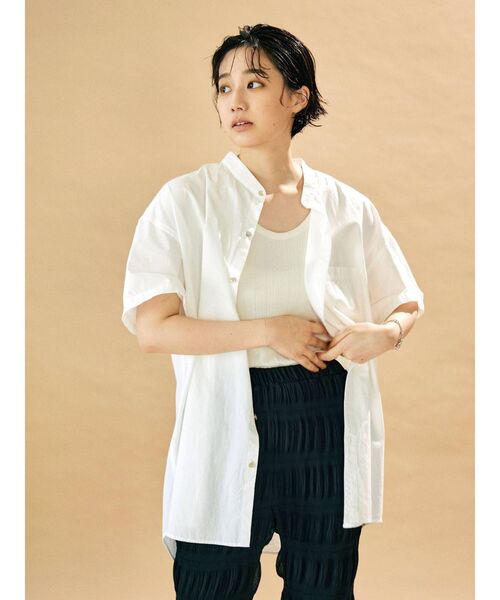 Ungrid（アングリッド）の「ノーカラービッグハーフスリーブシャツ（シャツ/ブラウス・レディース・オフホワイト/グリーン系その他/ブラック・FREE）」の15枚目の写真