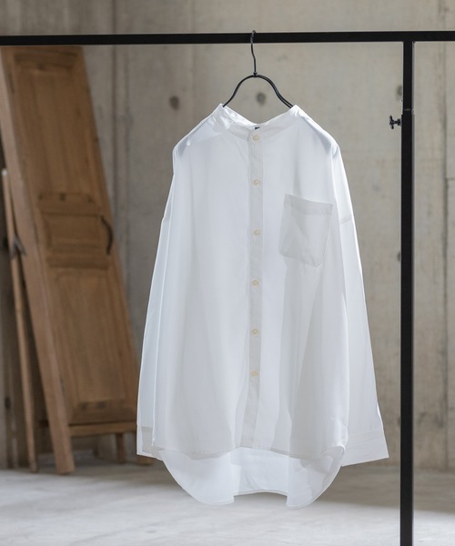 JOHN'S CLOSET(ジョンズクローゼット)の「【i】ポリ無地バンドカラー長袖シャツ(シャツ/ブラウス・メンズ・モカ/ホワイト/グリーン/ブルー系その他・X-LARGE/MEDIUM/LARGE)」の2枚目の写真