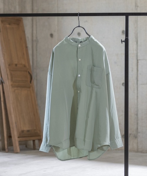 JOHN'S CLOSET(ジョンズクローゼット)の「【i】ポリ無地バンドカラー長袖シャツ(シャツ/ブラウス・メンズ・モカ/ホワイト/グリーン/ブルー系その他・X-LARGE/MEDIUM/LARGE)」の3枚目の写真