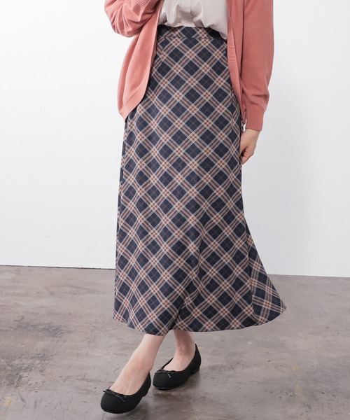 Honeys（ハニーズ）の「総柄ロングスカート（スカート・レディース・ホワイト系その他/ブラック系その他/グレー系その他/ベージュ系その他/ブルー系その他/ブラック系その他2・S/M/L）」の6枚目の写真