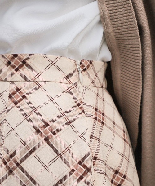 Honeys（ハニーズ）の「総柄ロングスカート（スカート・レディース・ホワイト系その他/ブラック系その他/グレー系その他/ベージュ系その他/ブルー系その他/ブラック系その他2・S/M/L）」の20枚目の写真