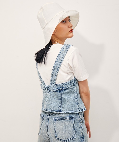 ADAM ET ROPE'(アダムエロペ)の「【セットアップ対応】サスティナブルデニムビスチェ(ベスト・レディース・ブルー系その他6・FREE)」の9枚目の写真