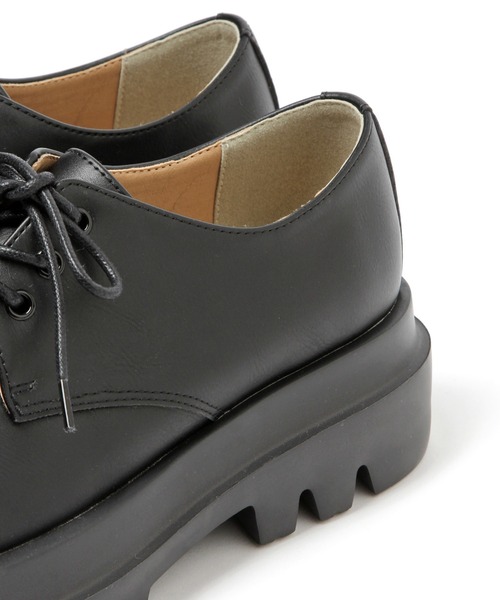 niko and...（ニコアンド）の「オリジナル厚底レースアップシューズ（ドレスシューズ・レディース・ブラック/アイボリー/ブラウン・SMALL/MEDIUM/LARGE）」の18枚目の写真