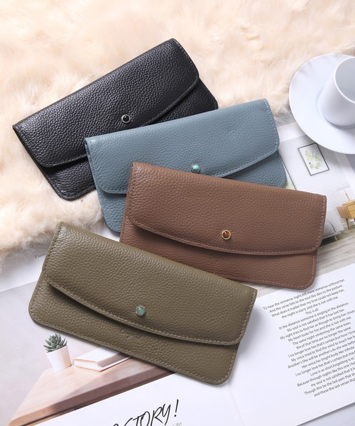 Ungrid（アングリッド）の「【Ungrid/アングリッド】牛革天然石ブローチ　フラップ長財布（財布・レディース・キャメル/ベージュ系その他/ワイン/カーキ/ピンク/グレー/ダークグリーン/ダークブルー/ブルー系その他/ミント/ターコイズブルー/ライトグリーン/アイボリー/ベージュ/ブラック/マスタード/オリーブ・FREE）」の8枚目の写真