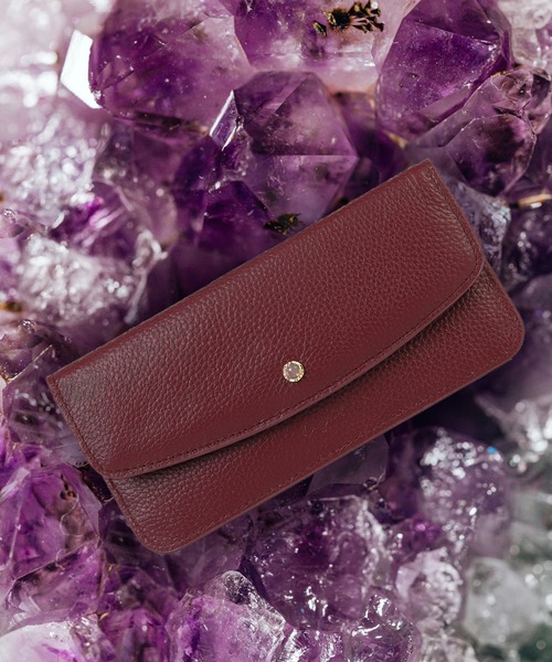 Ungrid（アングリッド）の「【Ungrid/アングリッド】牛革天然石ブローチ　フラップ長財布（財布・レディース・キャメル/ベージュ系その他/ワイン/カーキ/ピンク/グレー/ダークグリーン/ダークブルー/ブルー系その他/ミント/ターコイズブルー/ライトグリーン/アイボリー/ベージュ/ブラック/マスタード/オリーブ・FREE）」の17枚目の写真