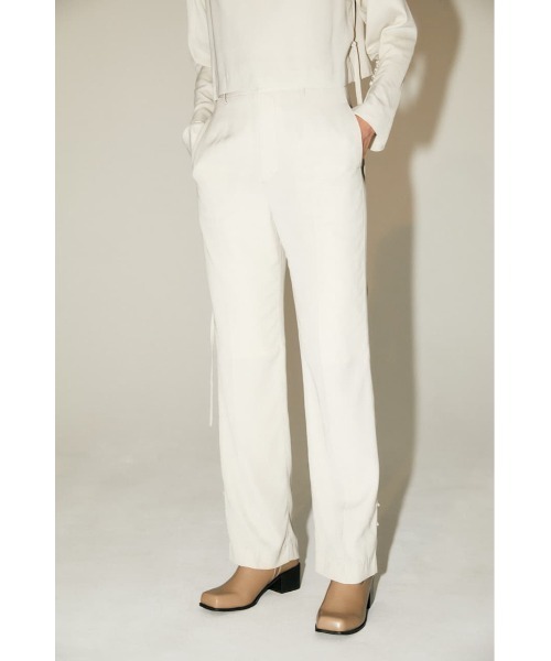 M_（エムアンダーバー）の「【M_】SIMPLE パンツ（スラックス・レディース・ピンク/ブラック/アイボリー・2/1）」の4枚目の写真