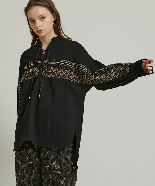 EBONY(エボニー)の「【EBONY(エボニー)】レースアップブラウス E21AW/T-01(シャツ/ブラウス・レディース・ブラック/ベージュ・2)」の12枚目の写真