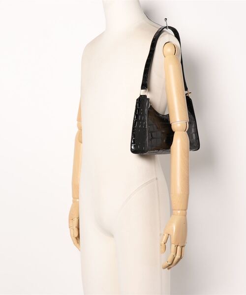 RiNc （リンク）の「【 NOLITA / ノリータ 】 ミニショルダートート ソフト PUクロコ風レザー ミニハンドバッグ（ハンドバッグ・レディース・ホワイト/ブラック/ピンク/イエロー/グリーン・FREE）」の14枚目の写真