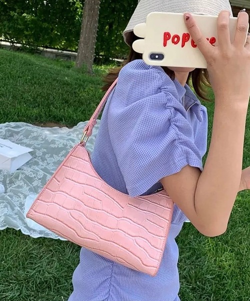 RiNc （リンク）の「【 NOLITA / ノリータ 】 ミニショルダートート ソフト PUクロコ風レザー ミニハンドバッグ（ハンドバッグ・レディース・ホワイト/ブラック/ピンク/イエロー/グリーン・FREE）」の13枚目の写真