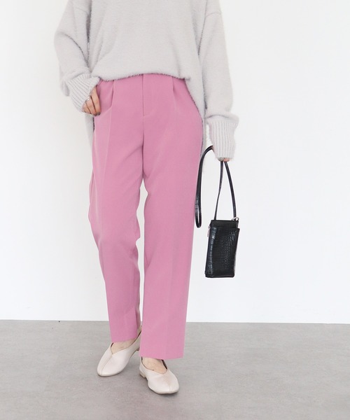 AMERICAN HOLIC（アメリカンホリック）の「サイドスリットセンタープレス細見えパンツ（その他パンツ・レディース・ブラック/ピンク/モカ/オリーブ・XS/S/M/L）」の4枚目の写真